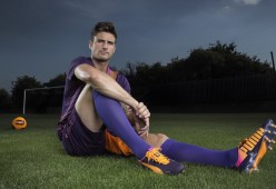 中国足球国家队体能恢复技术引入新设备，国家足球队体能标准