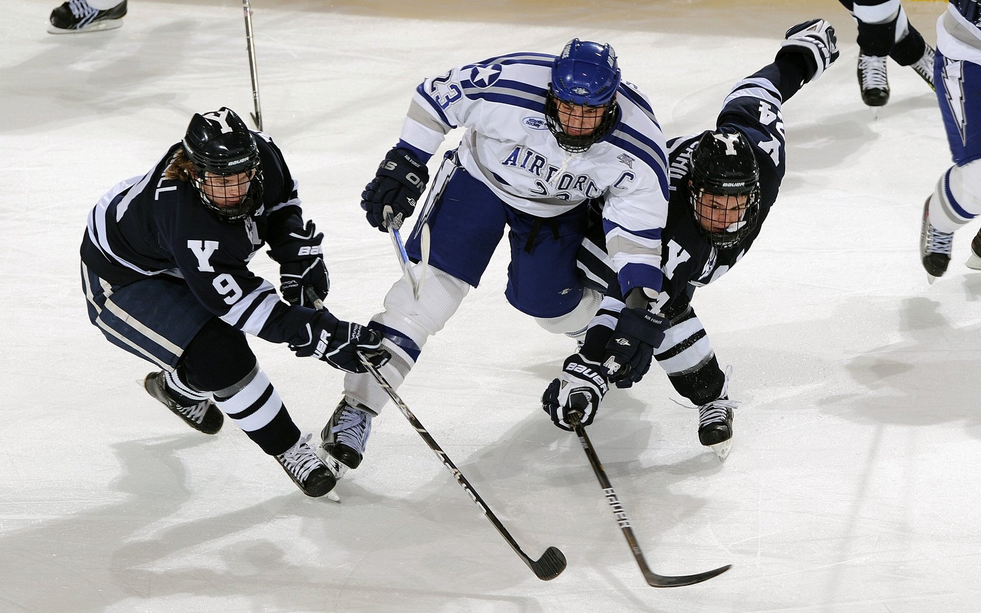 梅州客家保级之路艰难球队求变迫在眉睫，梅州客家07梯队